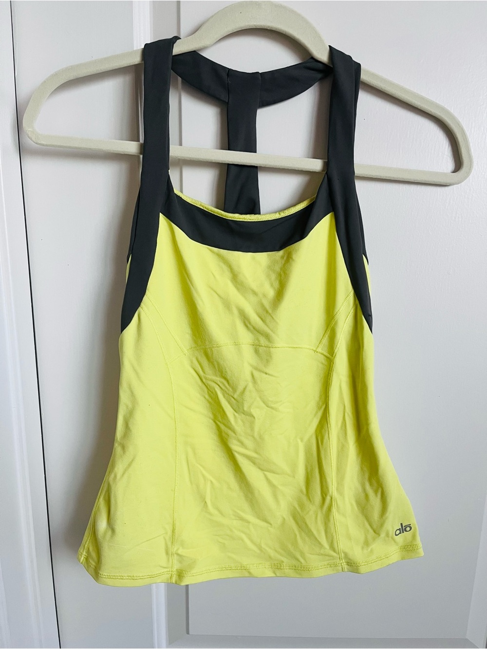 Alo Racerback Active Tank Butter Yellow Activewear Tank Top - Picture 3 of 11